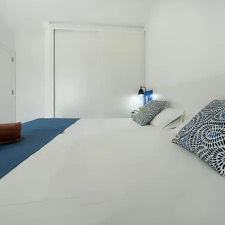아파트 One Bedroom With Pool At 500m From Playa Chica, Puerto Del Carmen *