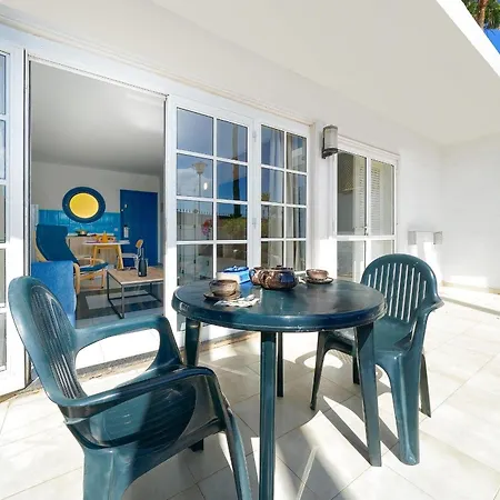 One Bedroom With Pool At 500m From Playa Chica, Puerto Del Carmen 푸에르토 델 카르멘