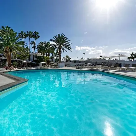 One Bedroom With Pool At 500m From Playa Chica, Puerto Del Carmen Lägenhet