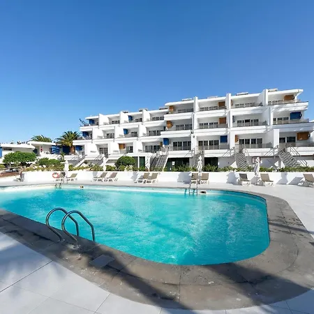 One Bedroom With Pool At 500m From Playa Chica, Puerto Del Carmen Appartement *
